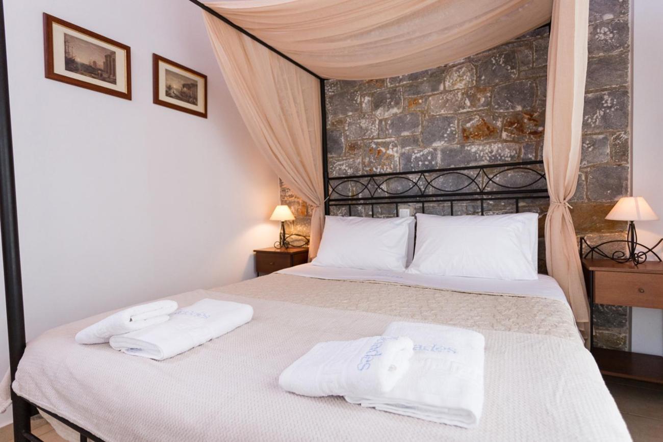 Pleiades Seaside Residences In Mani Agios Nikolaos  Rum bild