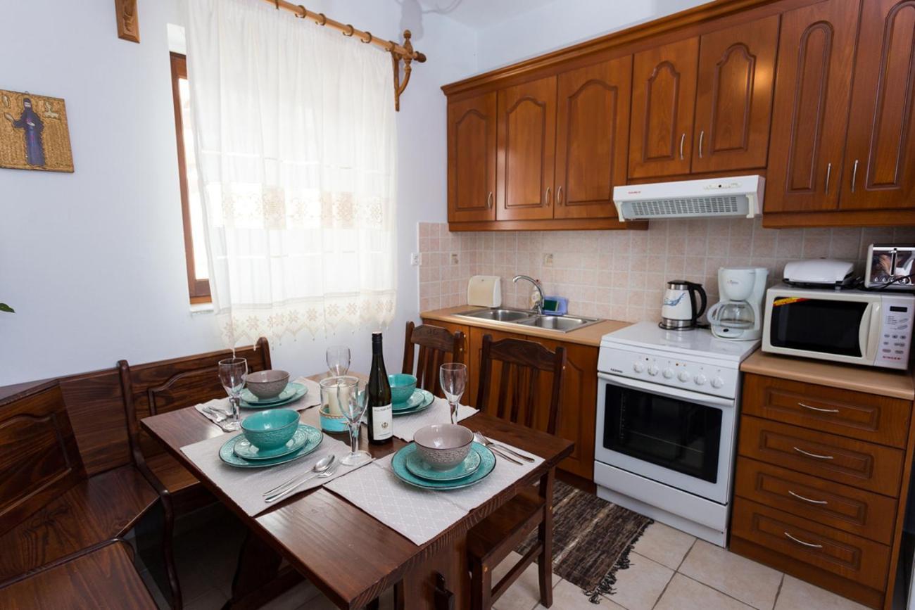 Pleiades Seaside Residences In Mani Agios Nikolaos  Rum bild